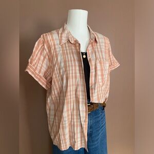 Short-Sleeve Button-Down Shirt